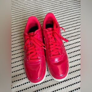 Nike Air Force 1 Low - Ultraviolet Siren Red